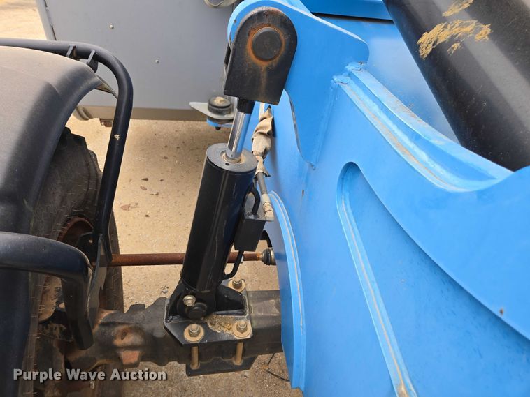 image for item DU2710 2014 Genie GTH 844 telehandler