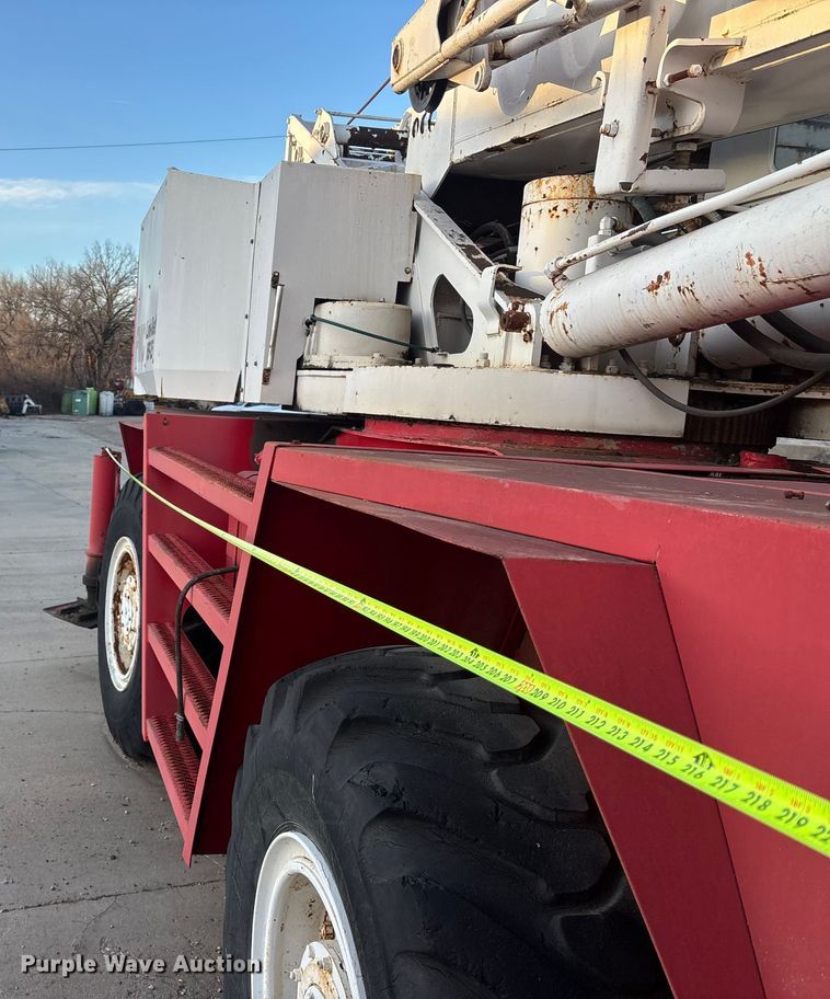 image for item DU6940 Link Belt HSP-25 crane