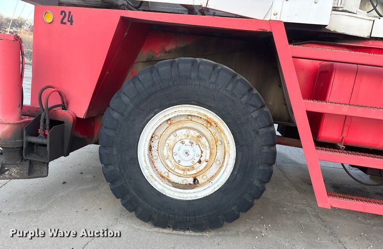 image for item DU6940 Link Belt HSP-25 crane