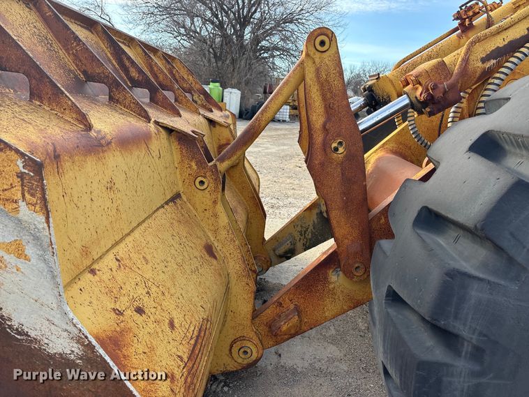 image for item DU6941 1977 Caterpillar 980B wheel loader