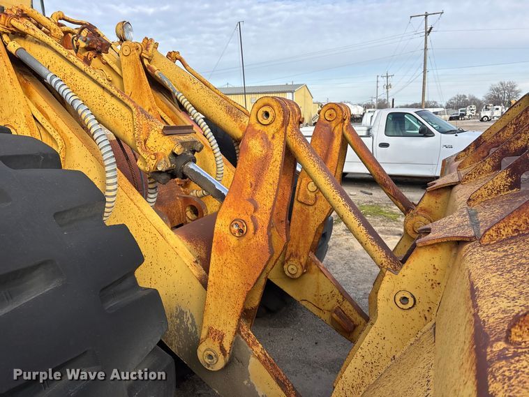 image for item DU6941 1977 Caterpillar 980B wheel loader