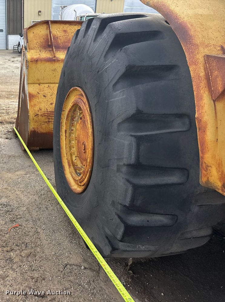 image for item DU6941 1977 Caterpillar 980B wheel loader