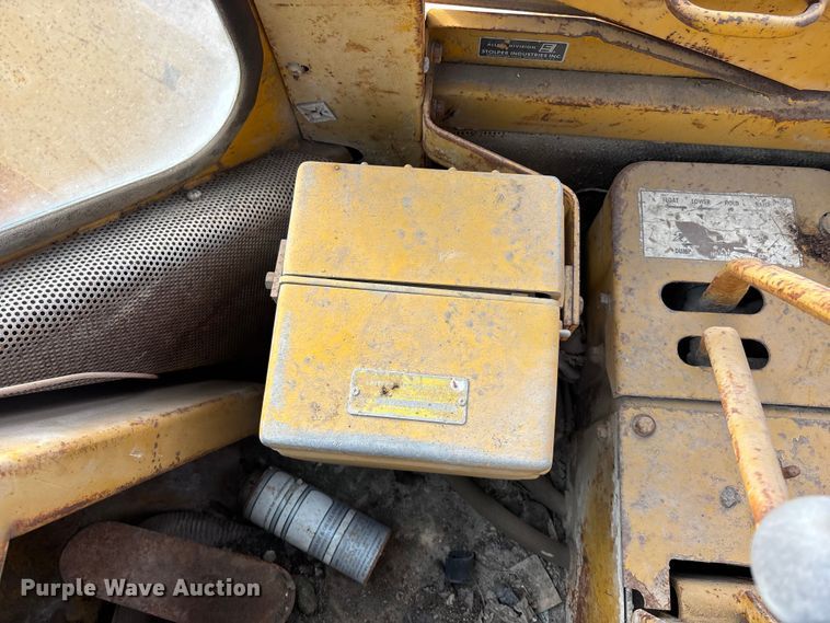 image for item DU6941 1977 Caterpillar 980B wheel loader