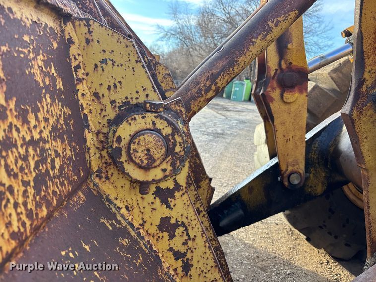 image for item DU6942 1975 Caterpillar 980B wheel loader