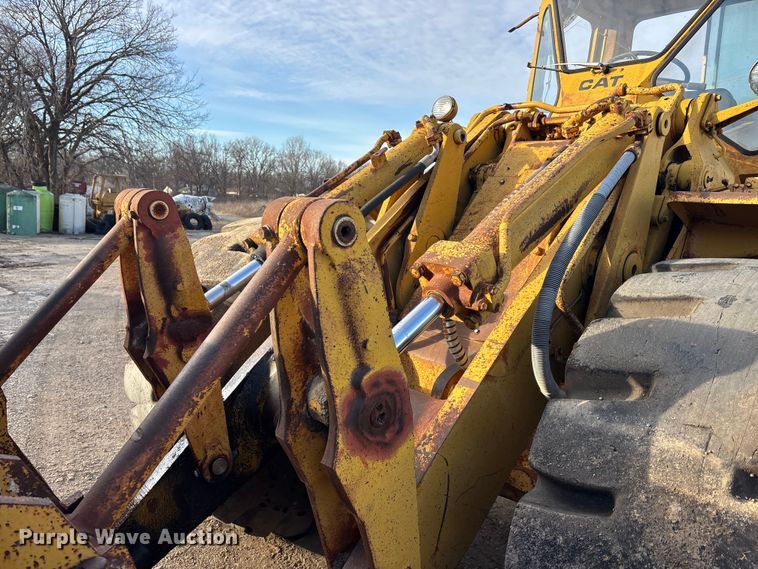 image for item DU6942 1975 Caterpillar 980B wheel loader