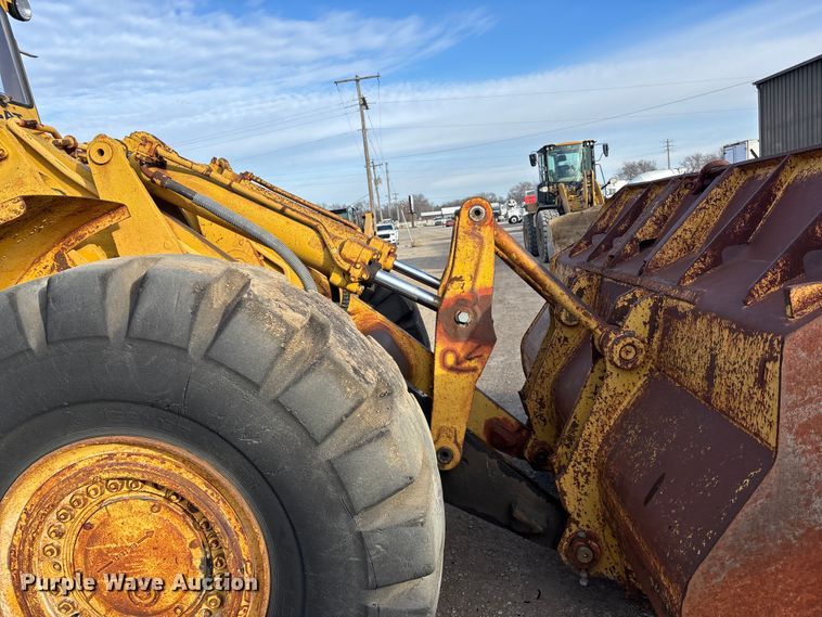 image for item DU6942 1975 Caterpillar 980B wheel loader