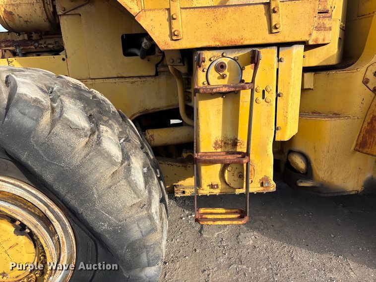 image for item DU6942 1975 Caterpillar 980B wheel loader