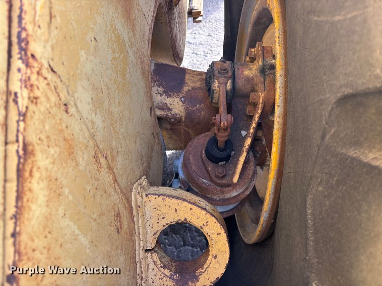 image for item DU6942 1975 Caterpillar 980B wheel loader