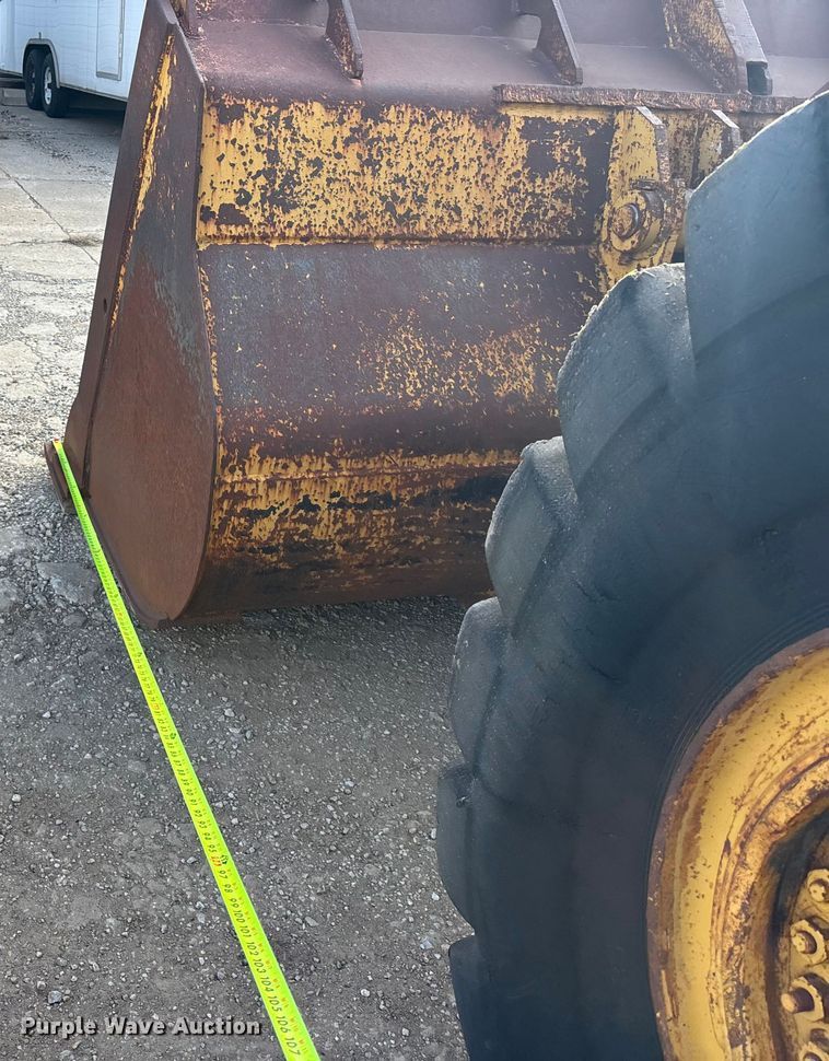 image for item DU6942 1975 Caterpillar 980B wheel loader