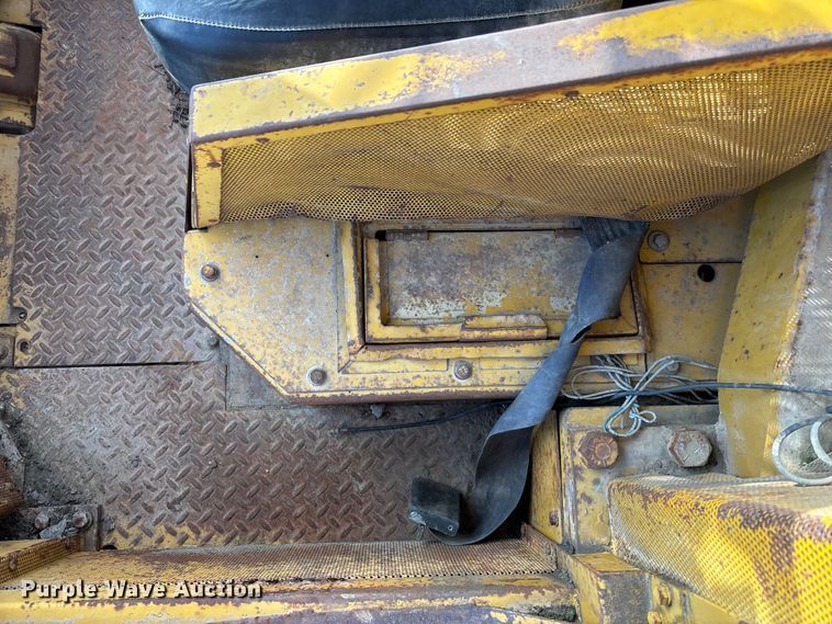 image for item DU6942 1975 Caterpillar 980B wheel loader