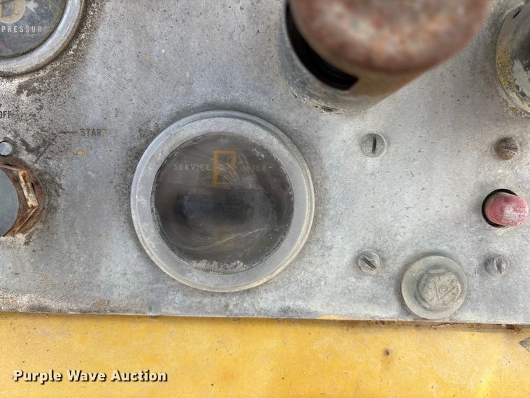 image for item DU6942 1975 Caterpillar 980B wheel loader