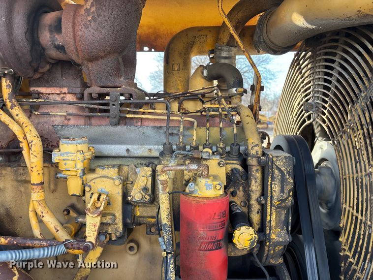 image for item DU6942 1975 Caterpillar 980B wheel loader