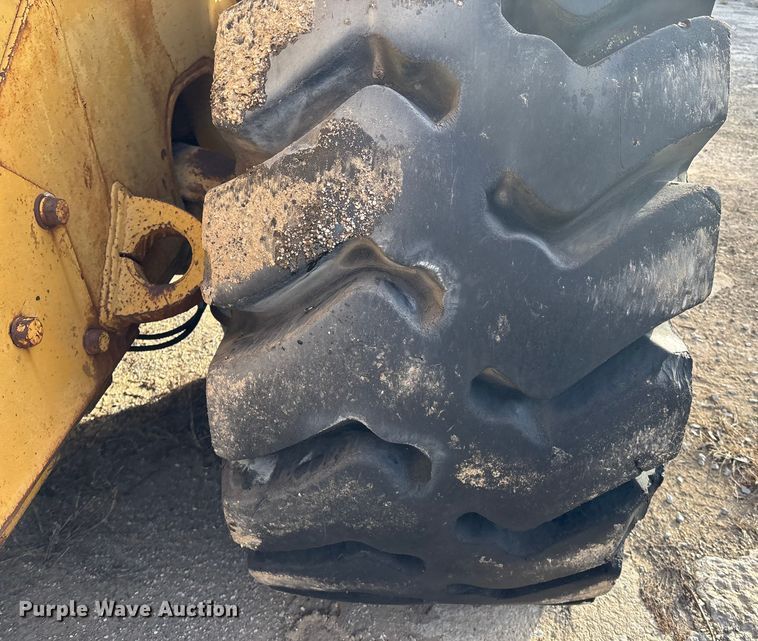 image for item DU6942 1975 Caterpillar 980B wheel loader