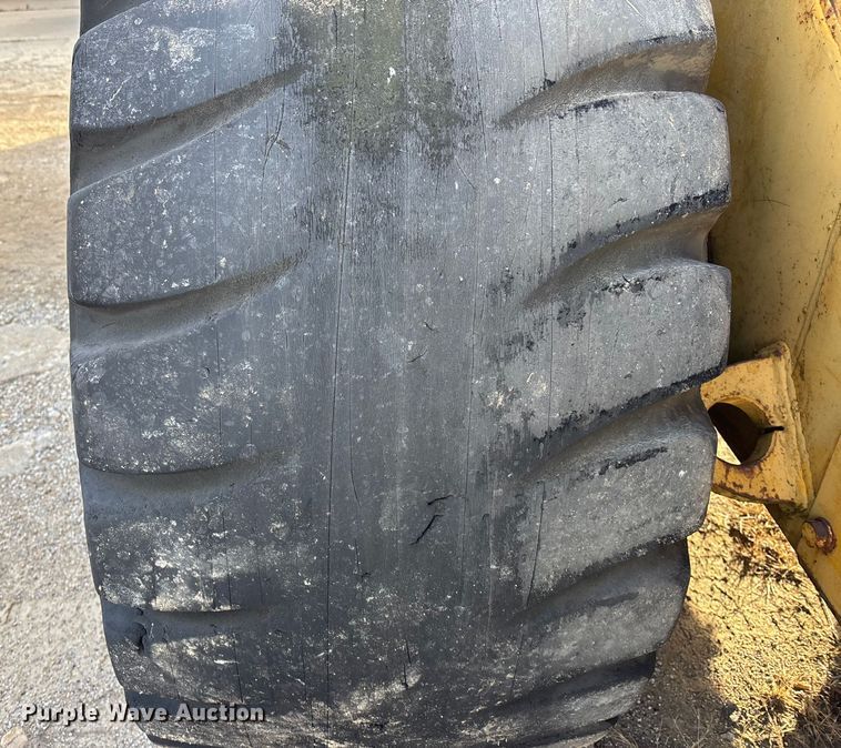 image for item DU6942 1975 Caterpillar 980B wheel loader