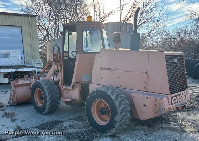 image for item DU6945 1984 Case W11B wheel loader