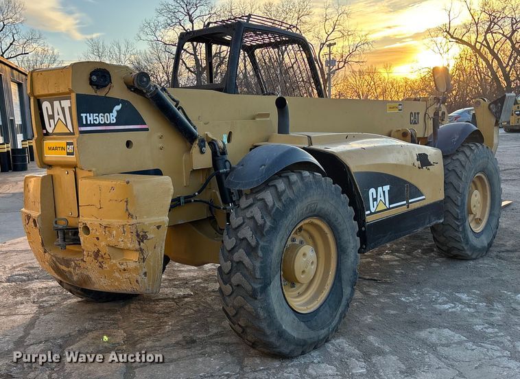 image for item DU6947 2005 Caterpillar TH560B telehandler