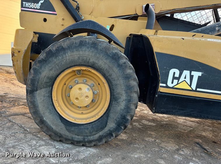 image for item DU6947 2005 Caterpillar TH560B telehandler