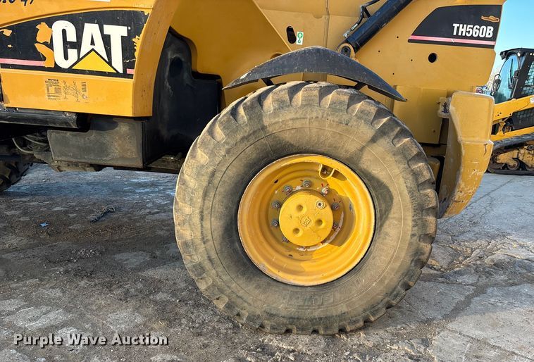 image for item DU6947 2005 Caterpillar TH560B telehandler