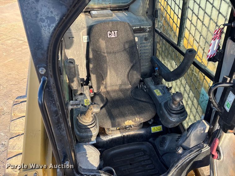 image for item DU6948 2019 Caterpillar 289D tracked skid steer loader