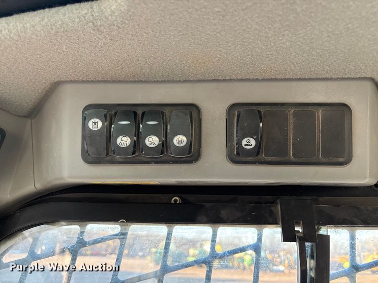 image for item DU6949 2019 Caterpillar 289D tracked skid steer loader