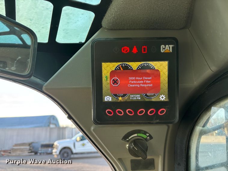 image for item DU6949 2019 Caterpillar 289D tracked skid steer loader