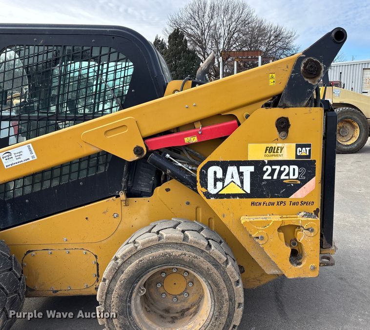 image for item DU6950 2016 Caterpillar 272D2 skid steer loader