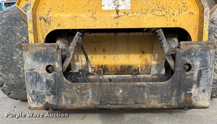 image for item DU6951 2015 Caterpillar 262D skid steer loader