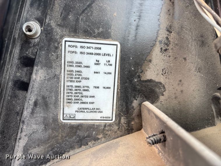 image for item DU6952 2015 Caterpillar 262D skid steer loader