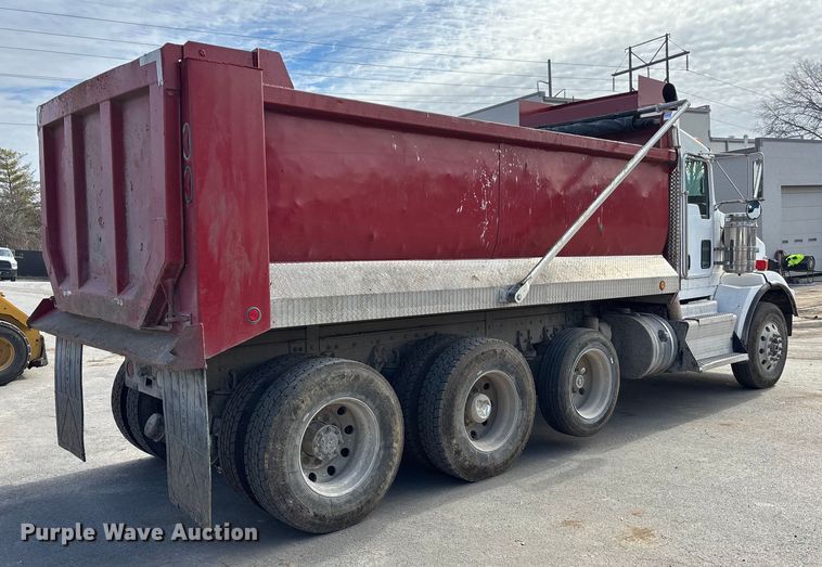 image for item DU6954 2016 Kenworth T800 dump truck