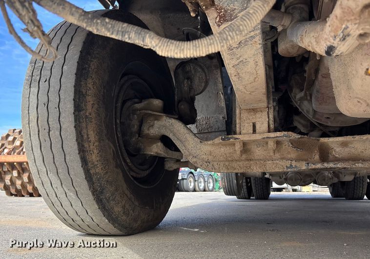 image for item DU6954 2016 Kenworth T800 dump truck