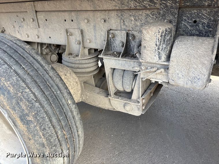 image for item DU6954 2016 Kenworth T800 dump truck