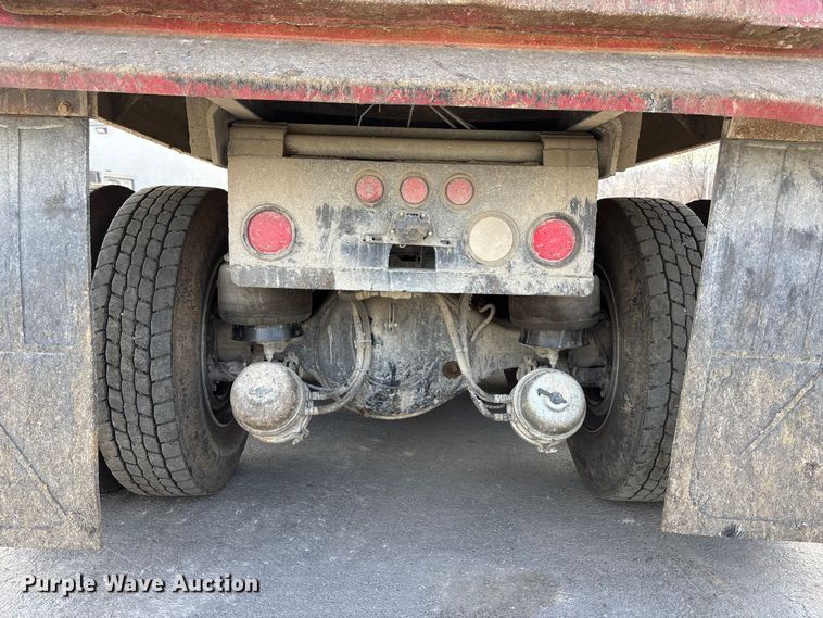 image for item DU6954 2016 Kenworth T800 dump truck