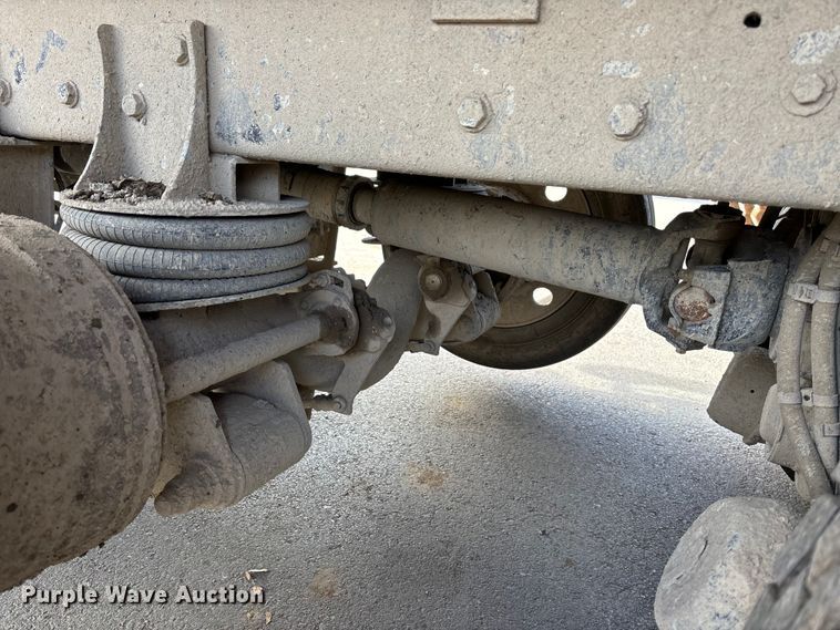 image for item DU6954 2016 Kenworth T800 dump truck