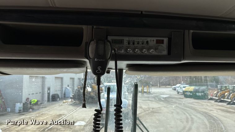 image for item DU6954 2016 Kenworth T800 dump truck