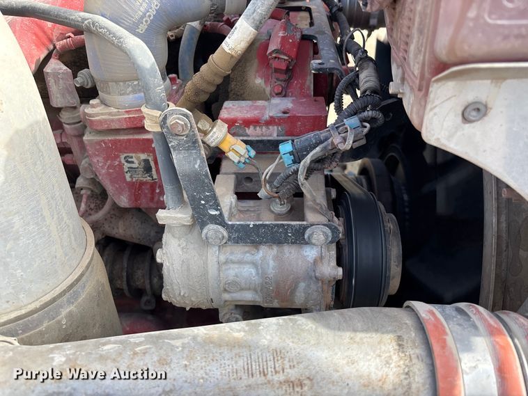 image for item DU6954 2016 Kenworth T800 dump truck