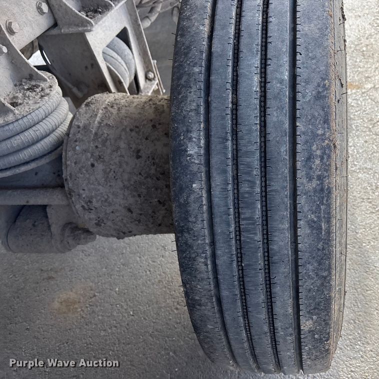 image for item DU6954 2016 Kenworth T800 dump truck