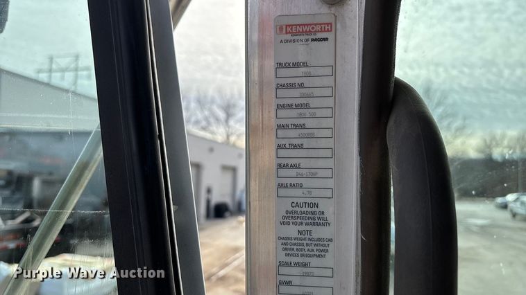 image for item DU6954 2016 Kenworth T800 dump truck