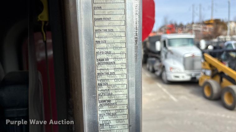 image for item DU6954 2016 Kenworth T800 dump truck