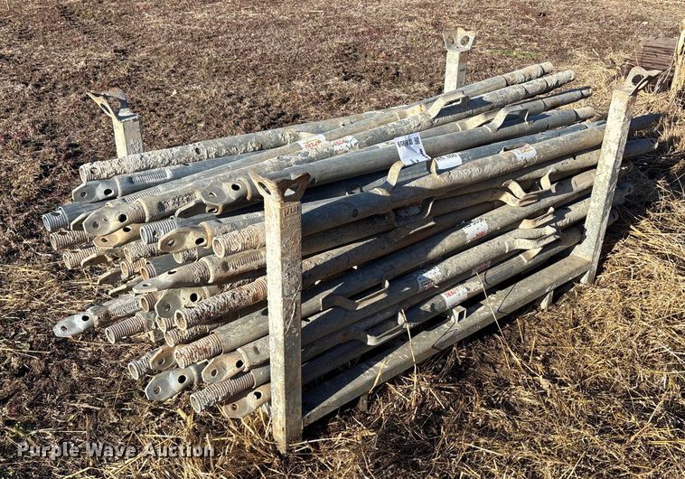 image for item DU6959 Approximately 40 Peri push pull props