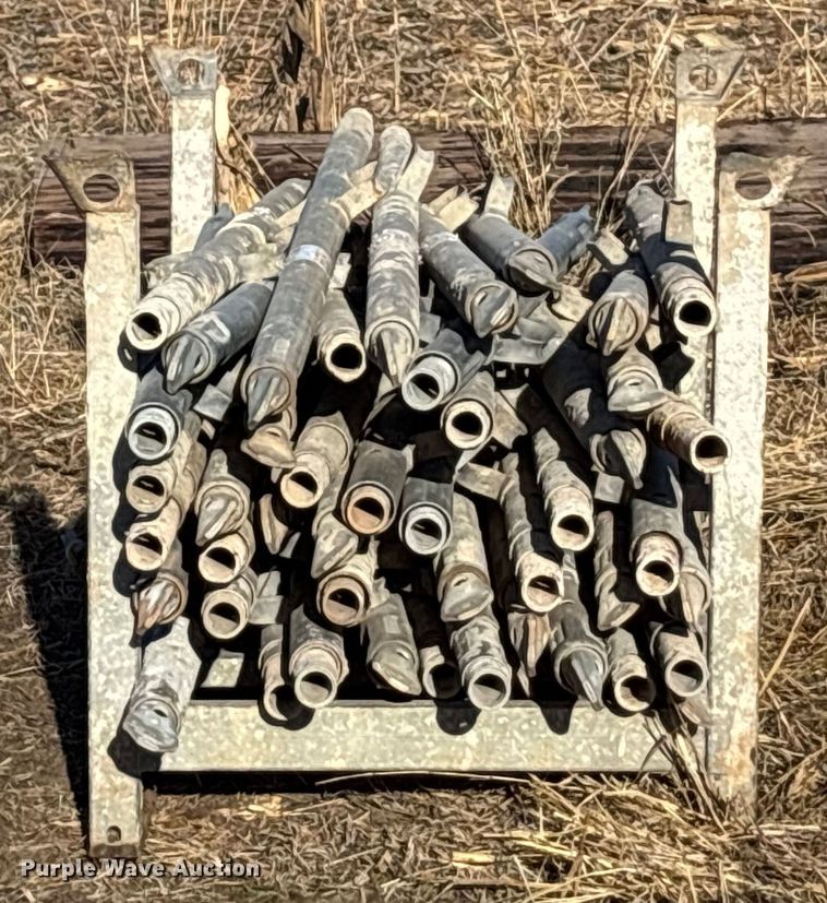 image for item DU6959 Approximately 40 Peri push pull props