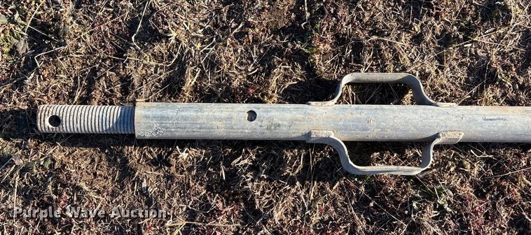 image for item DU6959 Approximately 40 Peri push pull props