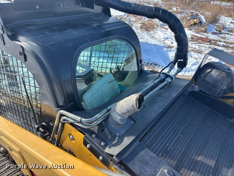 image for item DU6972 2016 Caterpillar 297D2XHP forage harvester