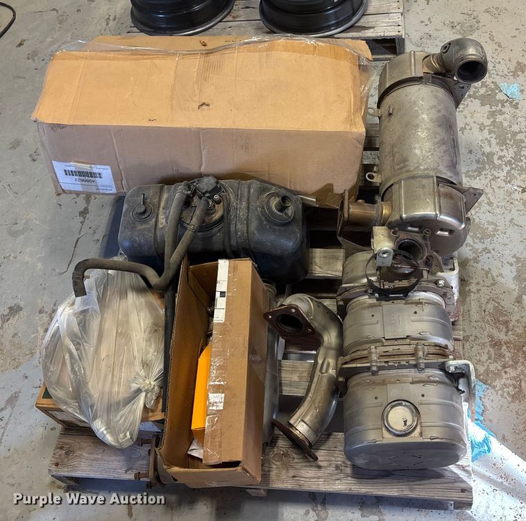 image for item DU6972 2016 Caterpillar 297D2XHP forage harvester