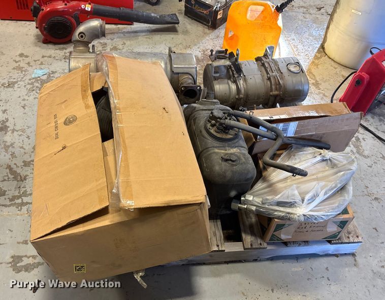 image for item DU6972 2016 Caterpillar 297D2XHP forage harvester