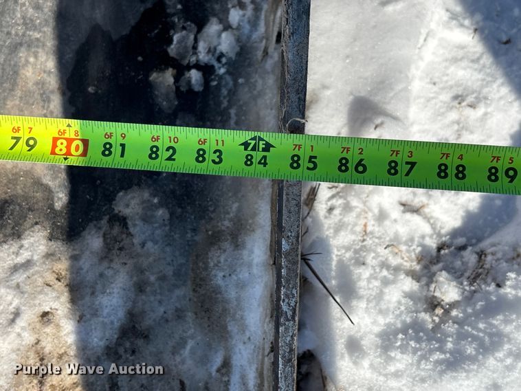 image for item DU6979 Caterpillar 84