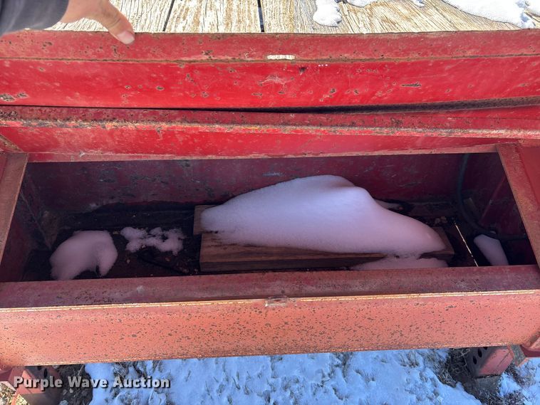 image for item DU6981 2006 May Trailer Gooseneck equipment trailer