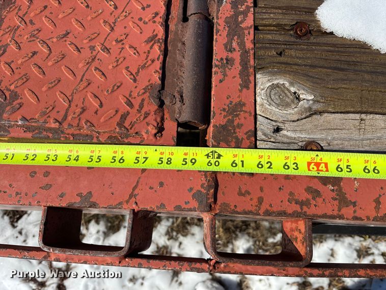 image for item DU6981 2006 May Trailer Gooseneck equipment trailer