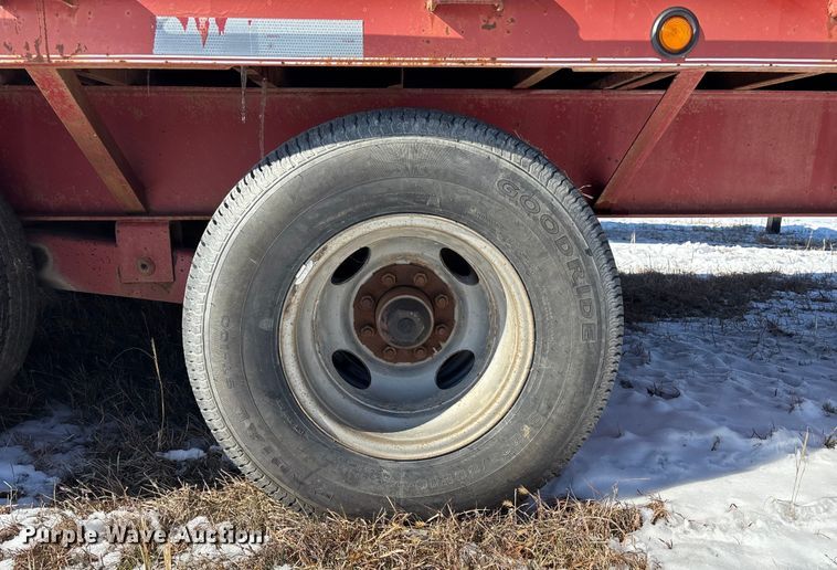 image for item DU6981 2006 May Trailer Gooseneck equipment trailer