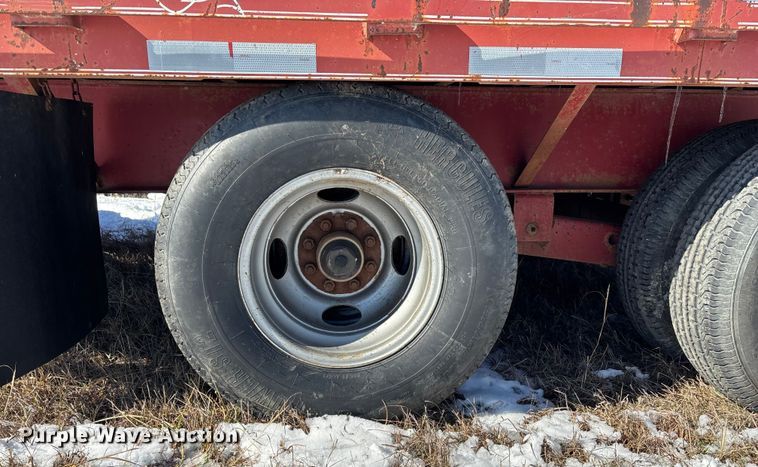 image for item DU6981 2006 May Trailer Gooseneck equipment trailer