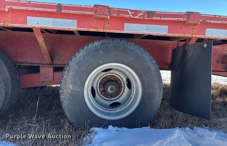 image for item DU6981 2006 May Trailer Gooseneck equipment trailer